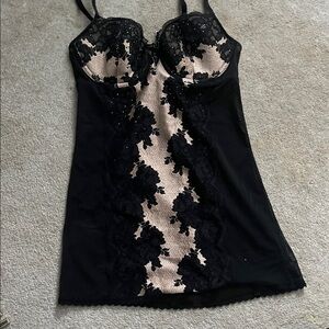 Victoria's Secret Black and gold Swarovski Lace Chemise garter 34C seduction